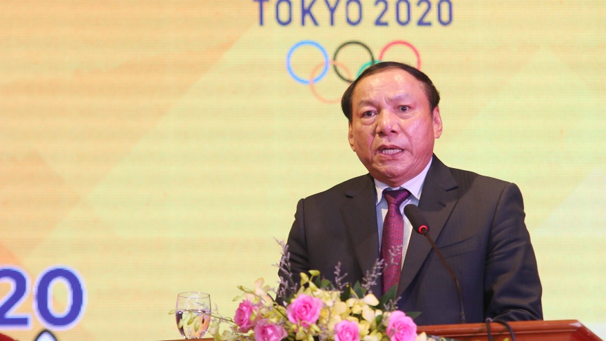 Bộ trưởng Nguyễn Văn Hùng chúc mừng VĐV Lê Văn Công giành HCB Paralympic Tokyo